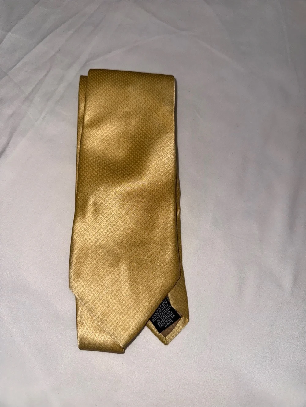 TieRack stylish gold